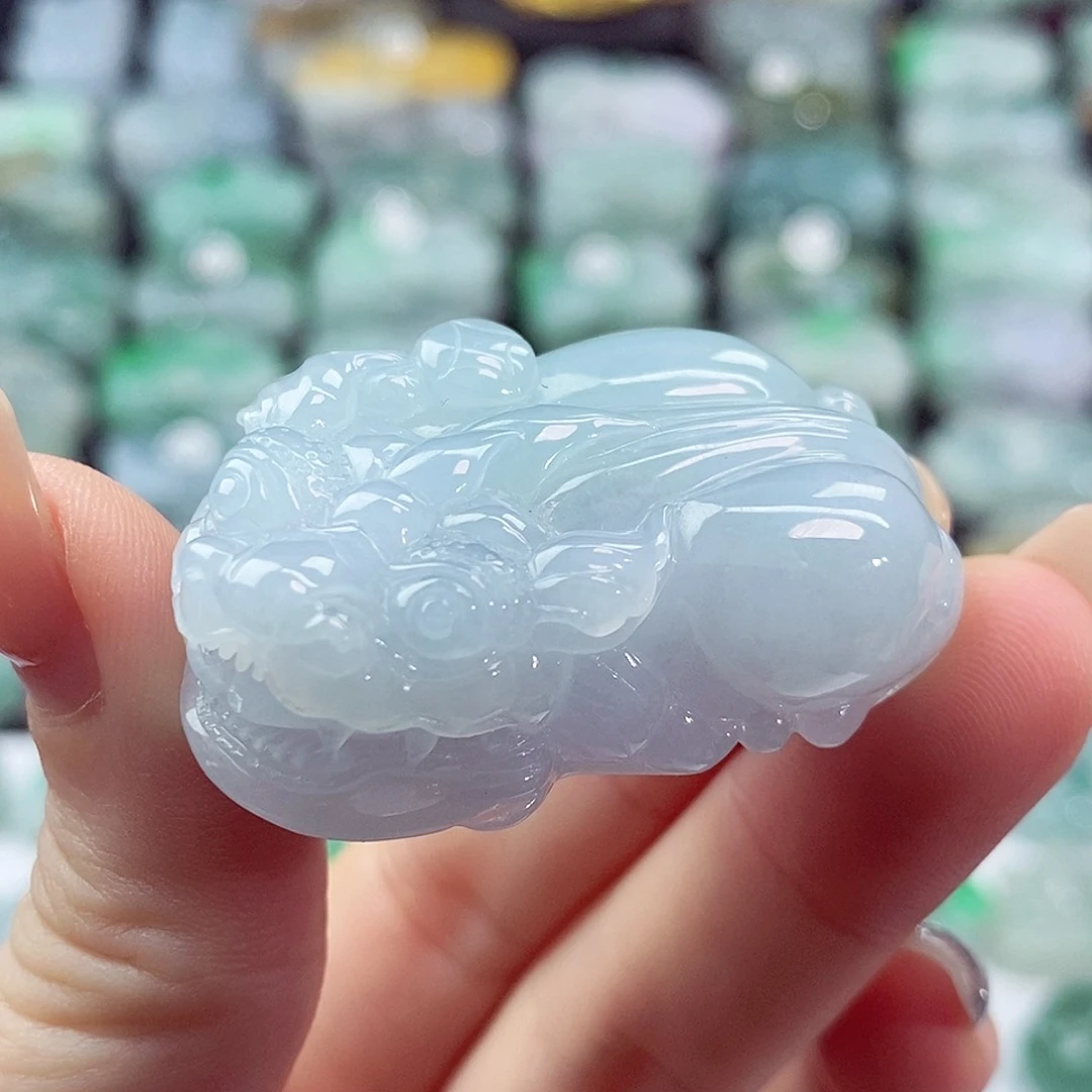 颈饰未镶嵌翡翠天然