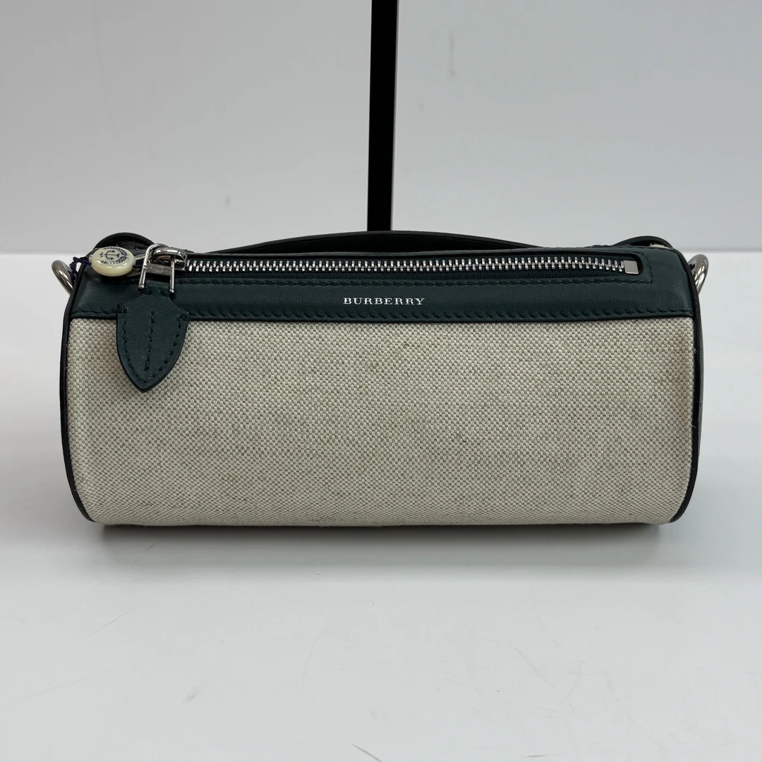 95新 BURBERRY/博柏利 帆布拼皮单肩斜挎圆筒包 51417
