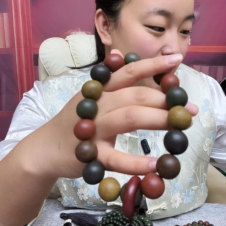 小***煌泥塑五方1.8的手持微瑕