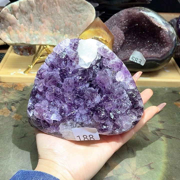 紫晶大型摆件（非配饰）未镶嵌