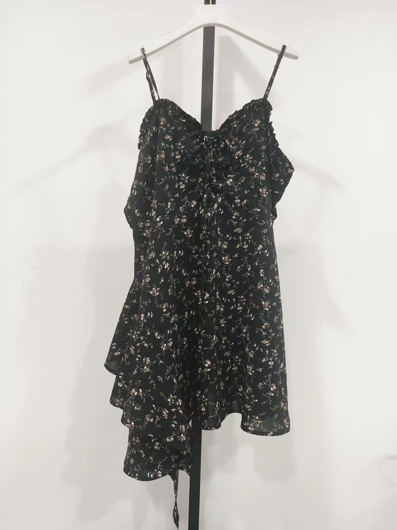 W420 细吊带个性连衣裙130斤可穿默认微瑕 无运费险 接受不了勿拍