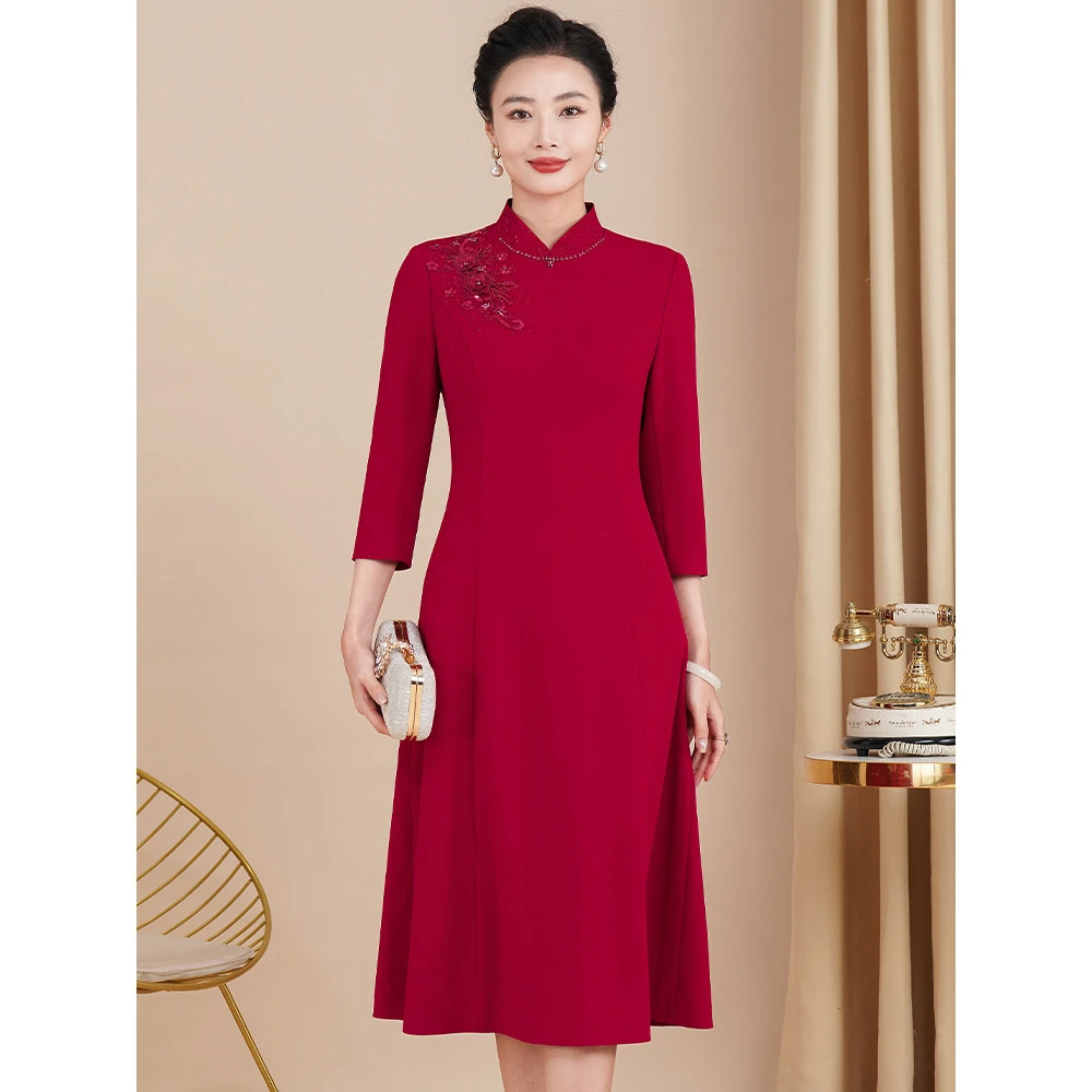 端庄典雅母亲婚礼敬酒服春年轻复古风婆婆连衣裙连衣裙气质显瘦