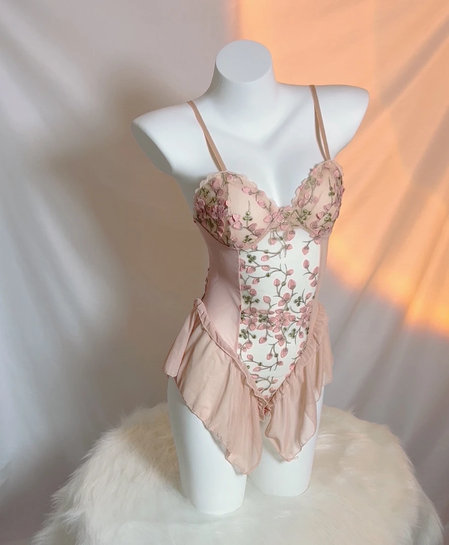 爱的花尔兹【80-125斤】性感露背刺绣蕾丝睡裙轻奢美背纯欲风夏季