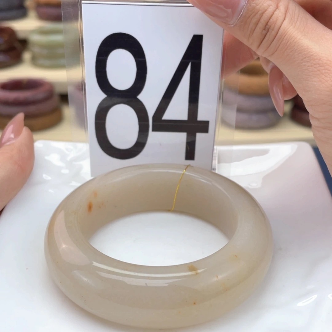 【闪购商品】石英质玉手镯未镶嵌