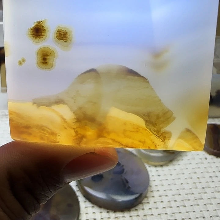 玛瑙/玉髓未镶嵌珠宝奇石