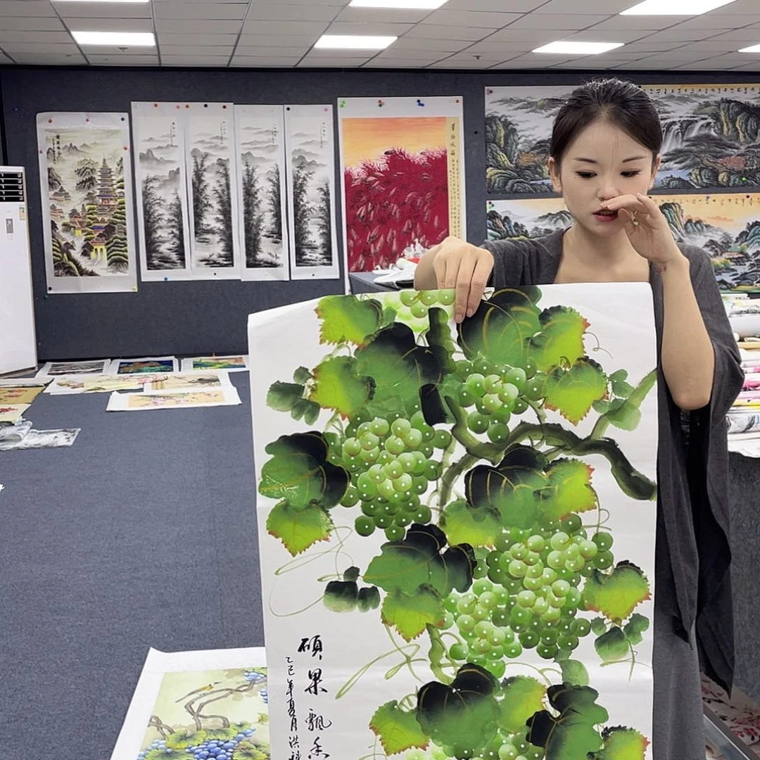 国画作品小姐姐放漏…