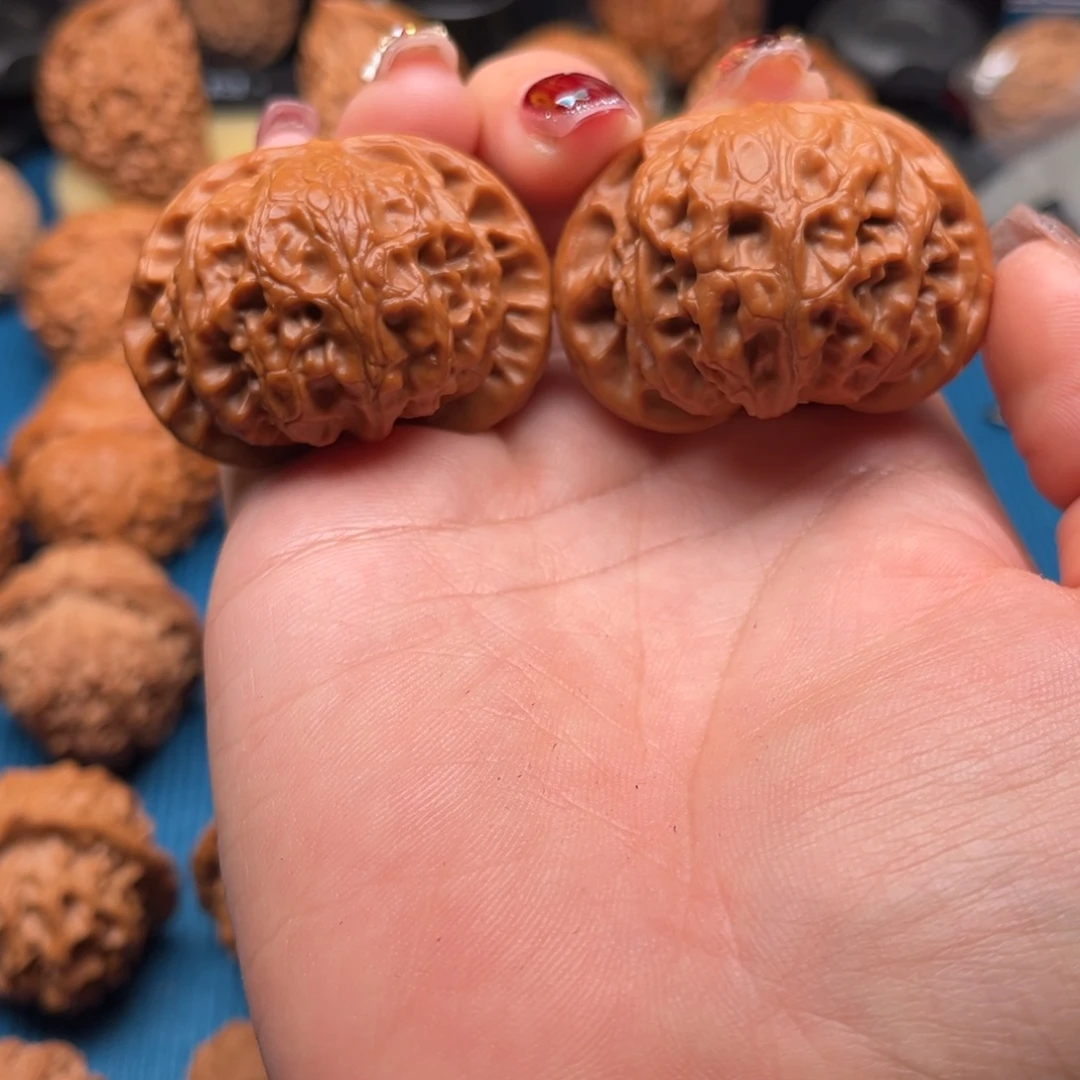 吊坠桃核46宫灯文玩核桃