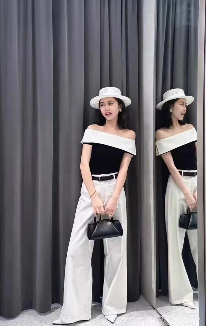 白色带腰带牛仔裤