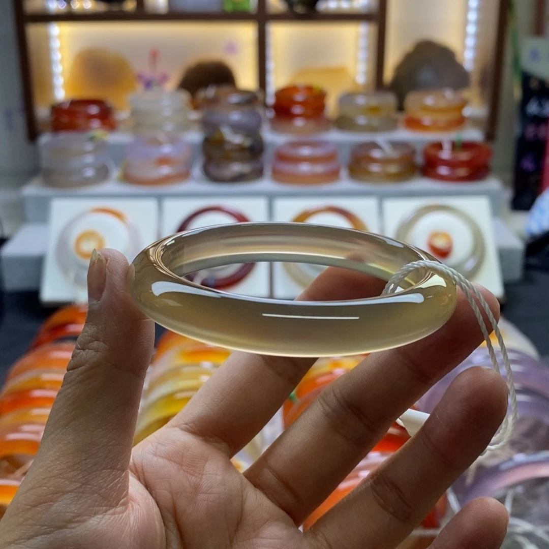 手镯玛瑙/玉髓未镶嵌