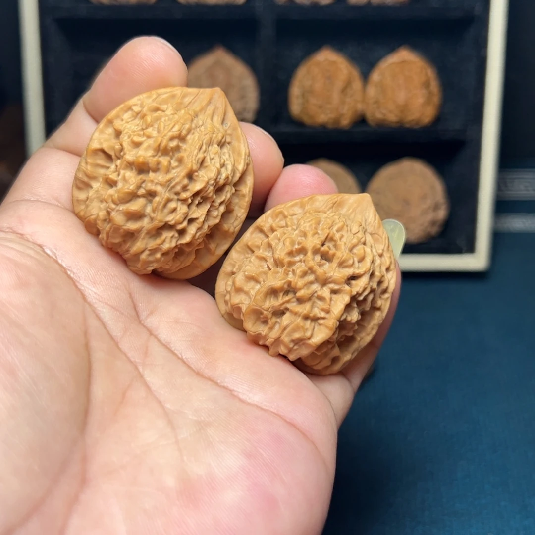 文玩核桃吊坠官帽