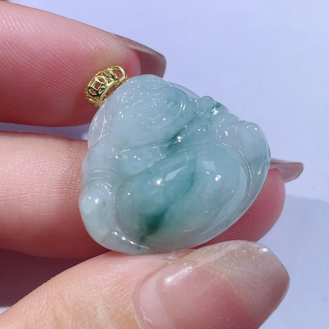 翡翠未镶嵌颈饰佛公