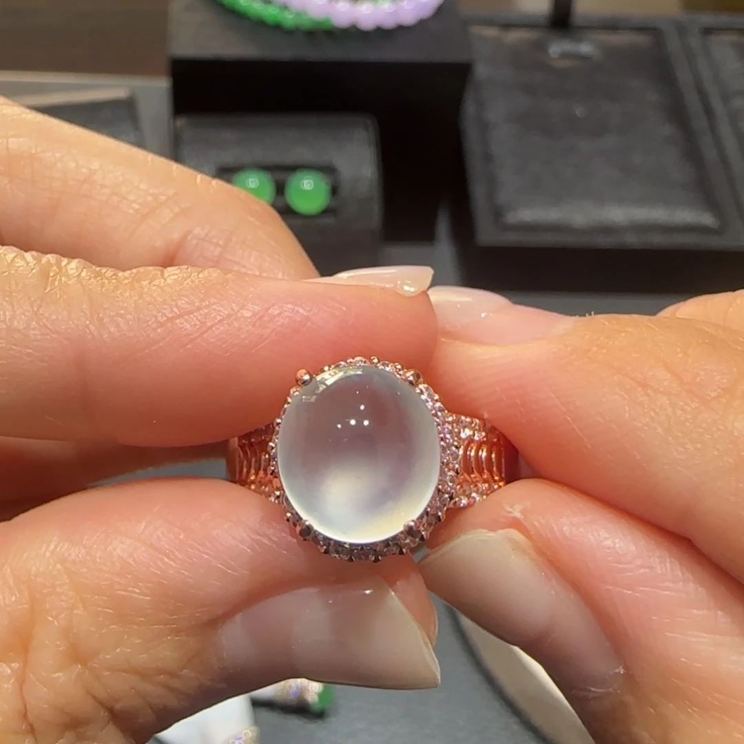 翡翠未镶嵌颈饰蛋面裸石卡9.6