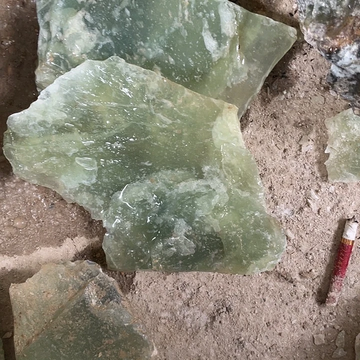 蛇纹石玉未镶嵌天然岫玉多样性发一