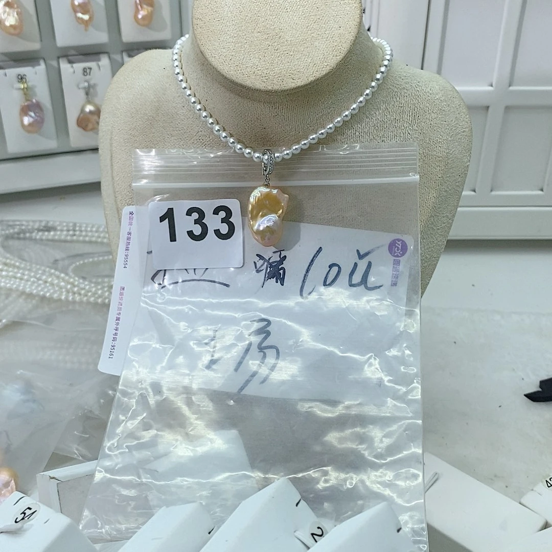 淡水珍珠颈饰合金
