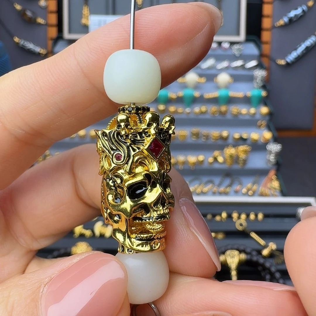 児***戲足银合成立方氧化锆唐鑫骷髅一套