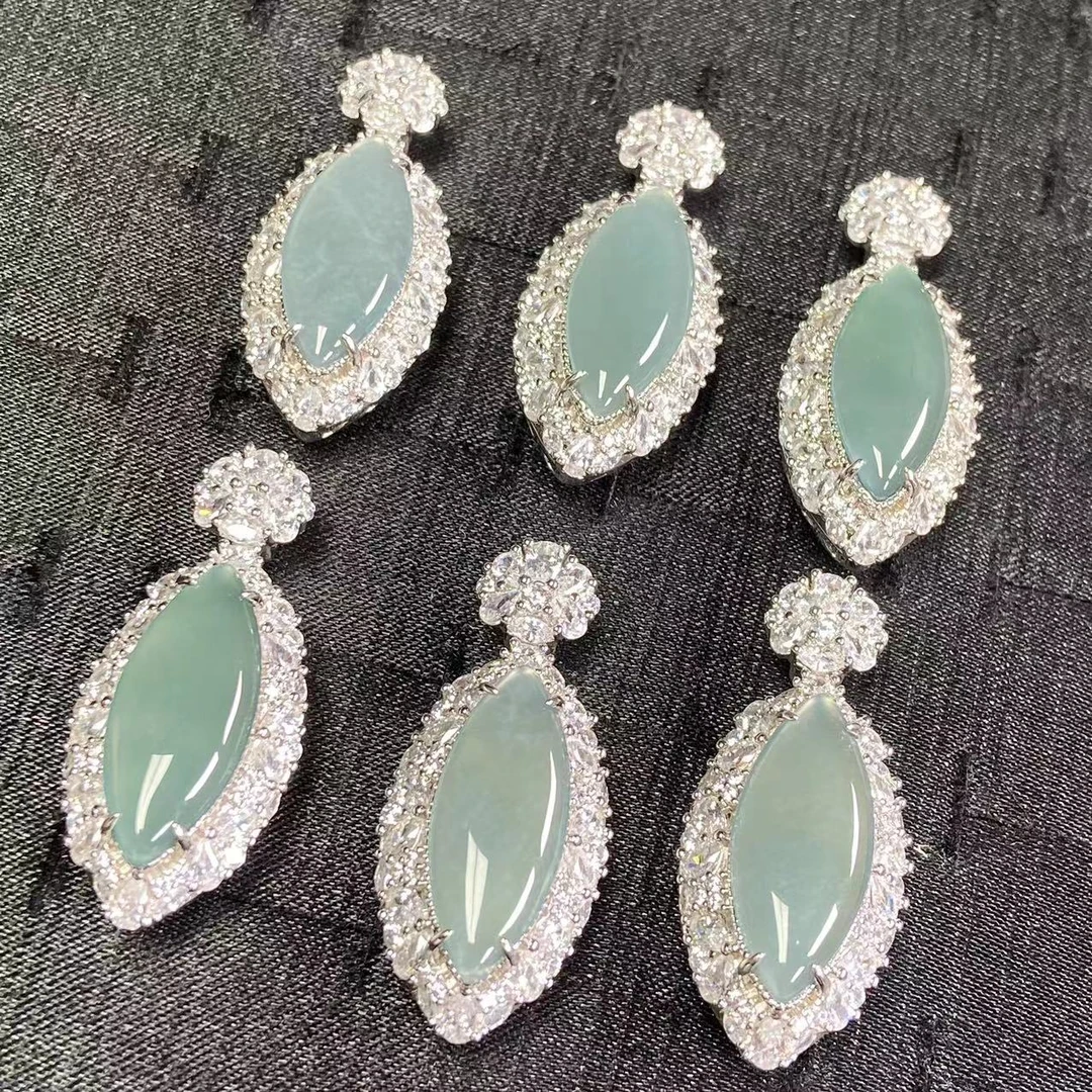 16083天然A货翡翠【颈饰】多样性发一个