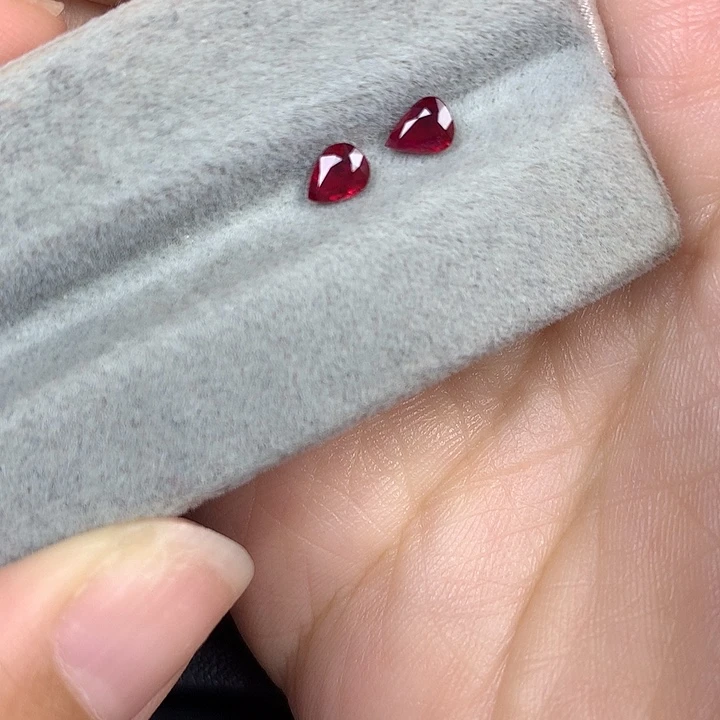 裸石红宝石水滴鸽血红红宝石一对