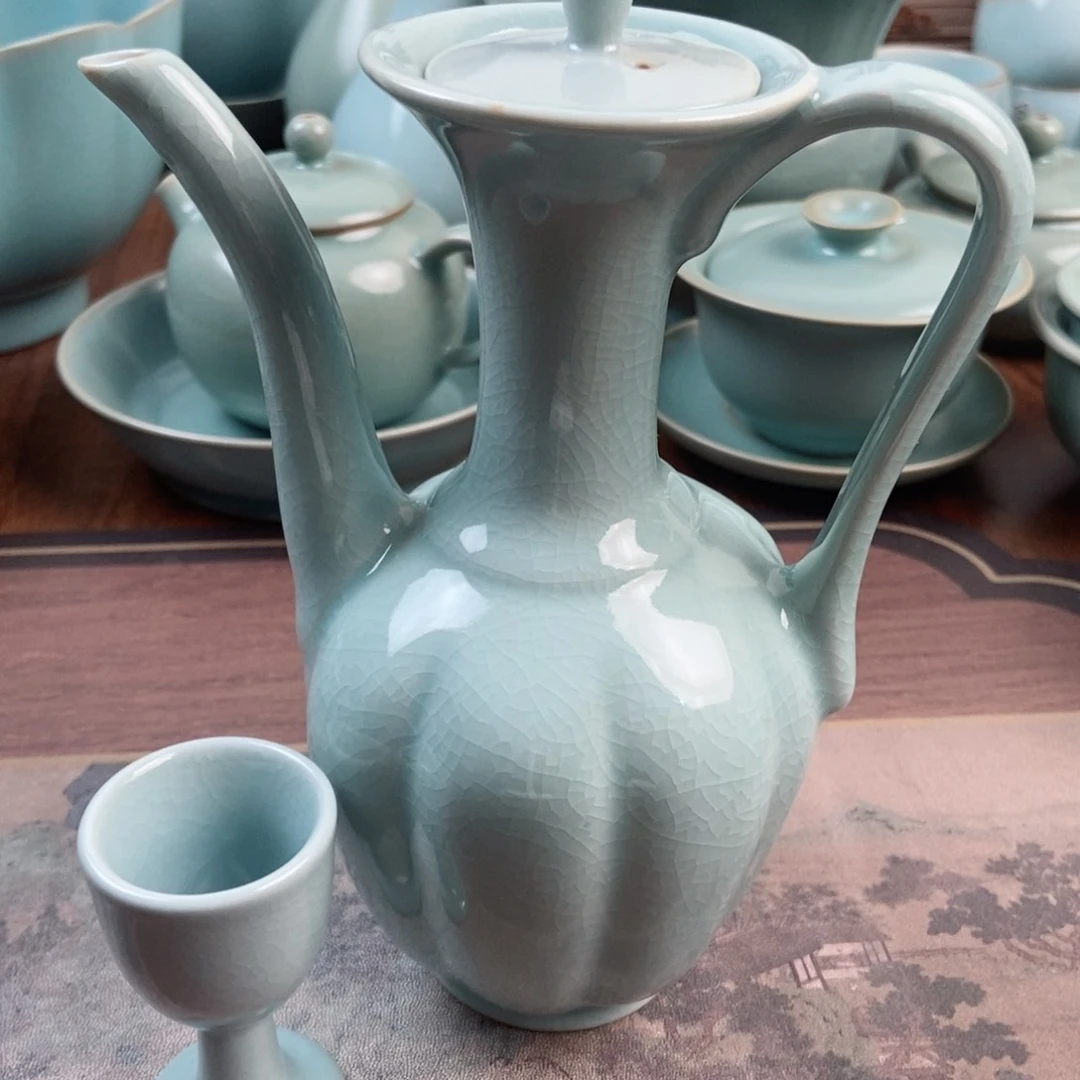 摆件瓷杨聚斌酒具一壶十杯