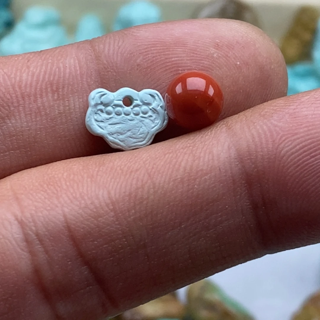 南红玛瑙未镶嵌珠宝半成品