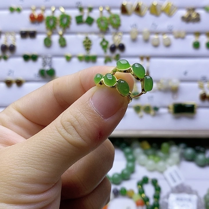 银S925镶嵌和田玉耳饰