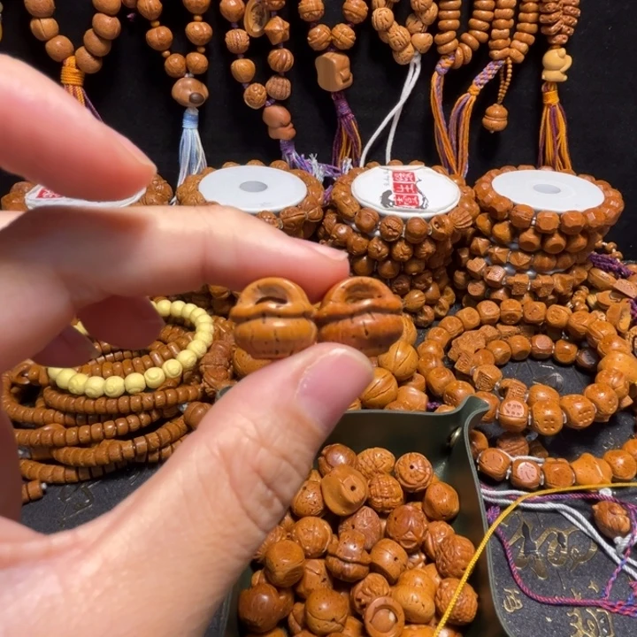 千***雪手串桃核两个桃筐