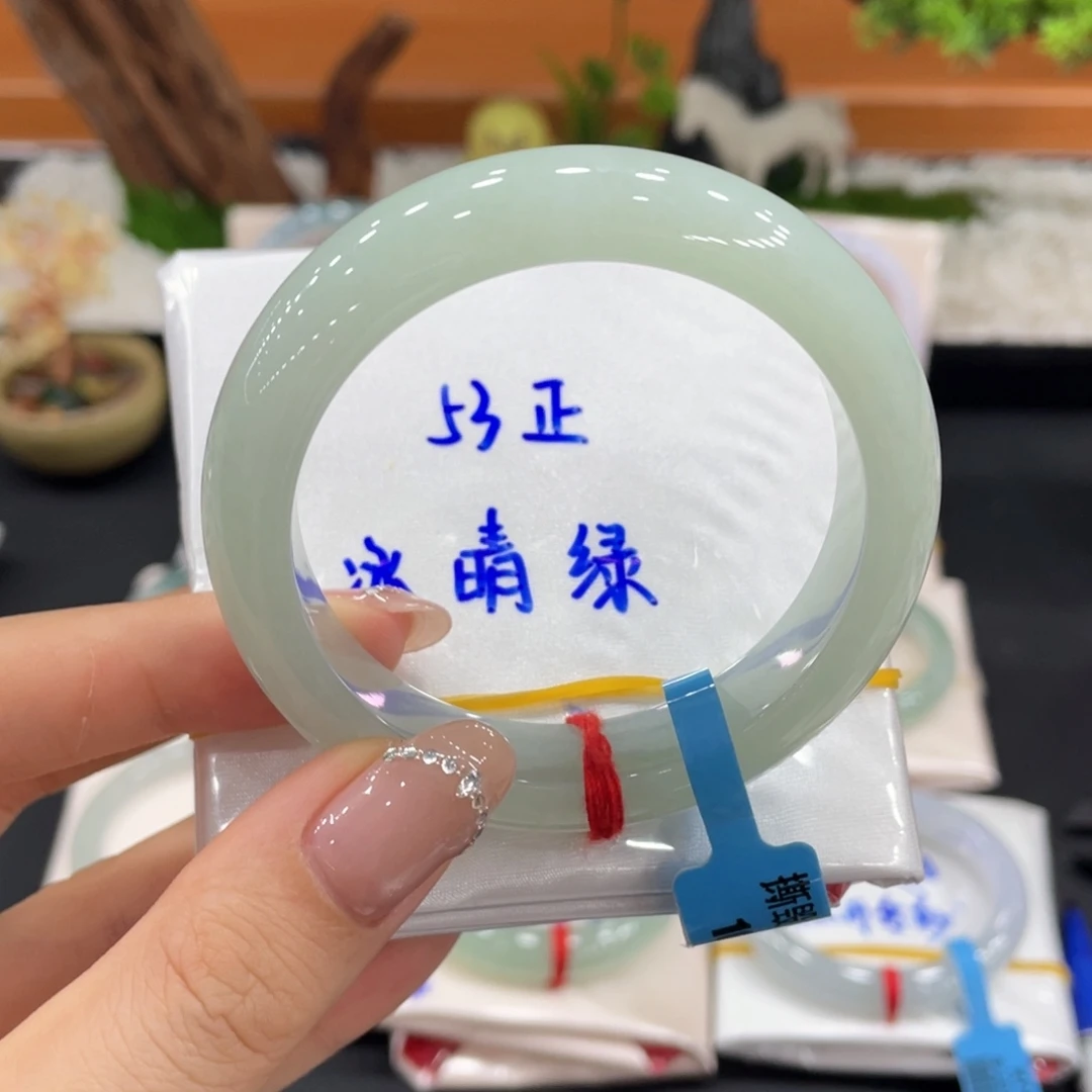 翡翠未镶嵌手镯天然缅甸翡翠A货 手镯66