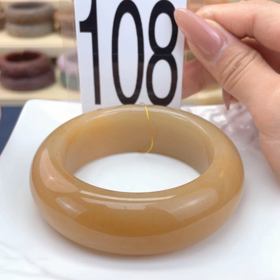 【闪购商品】石英质玉手镯未镶嵌