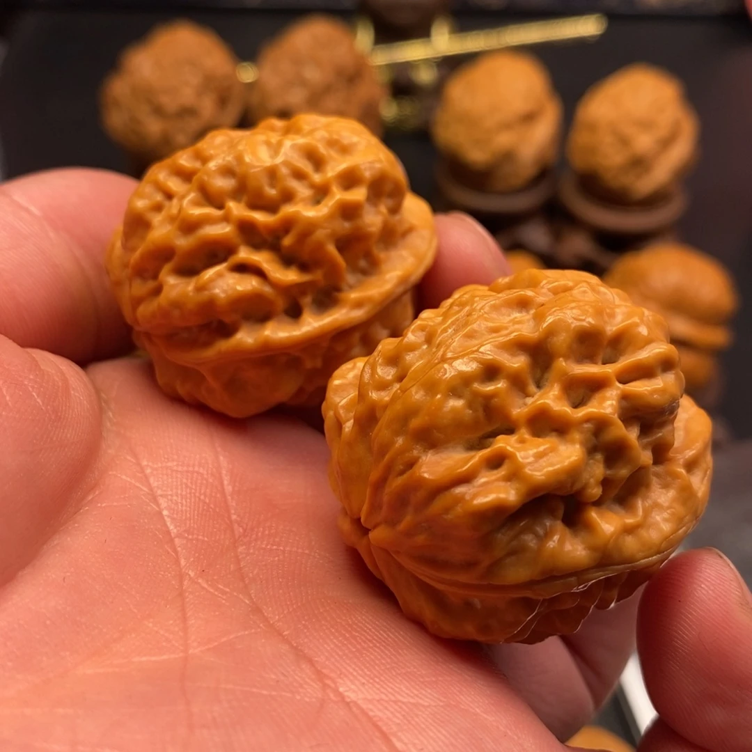 把件文玩核桃玲珑疙瘩包