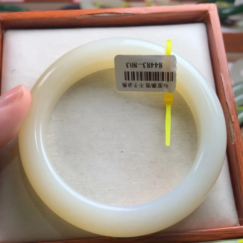 【闪购商品】和田玉手镯未镶嵌58.6