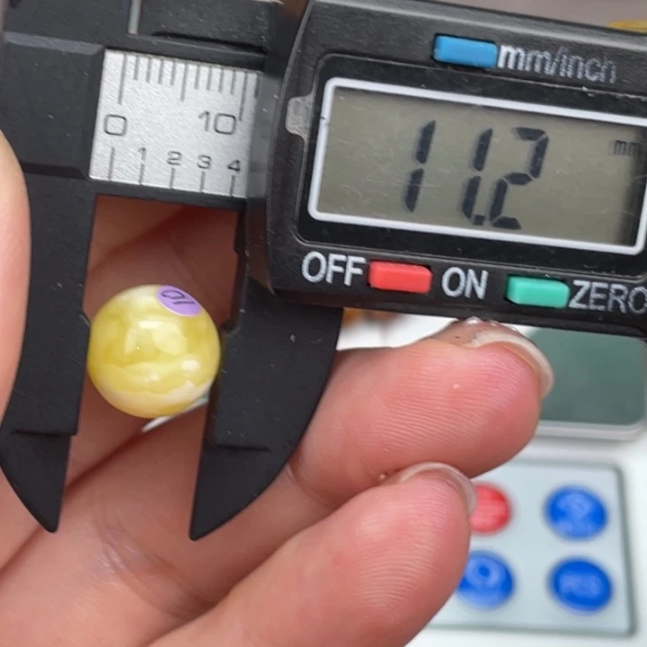 琥珀裸石未镶嵌微瑕439