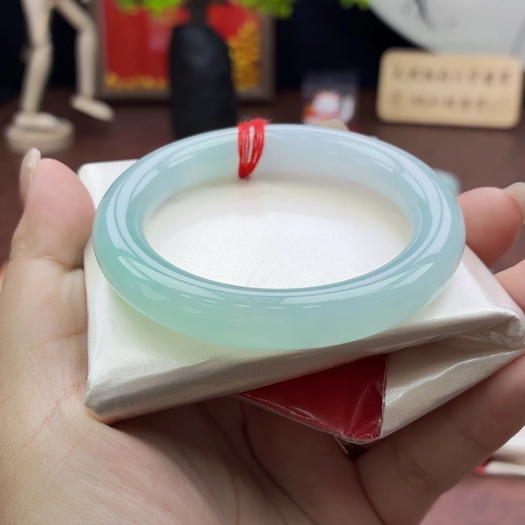 未镶嵌手镯翡翠40号天空蓝