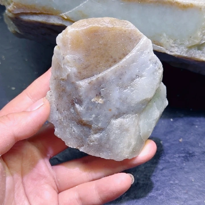 和田玉未镶嵌珠宝半成品