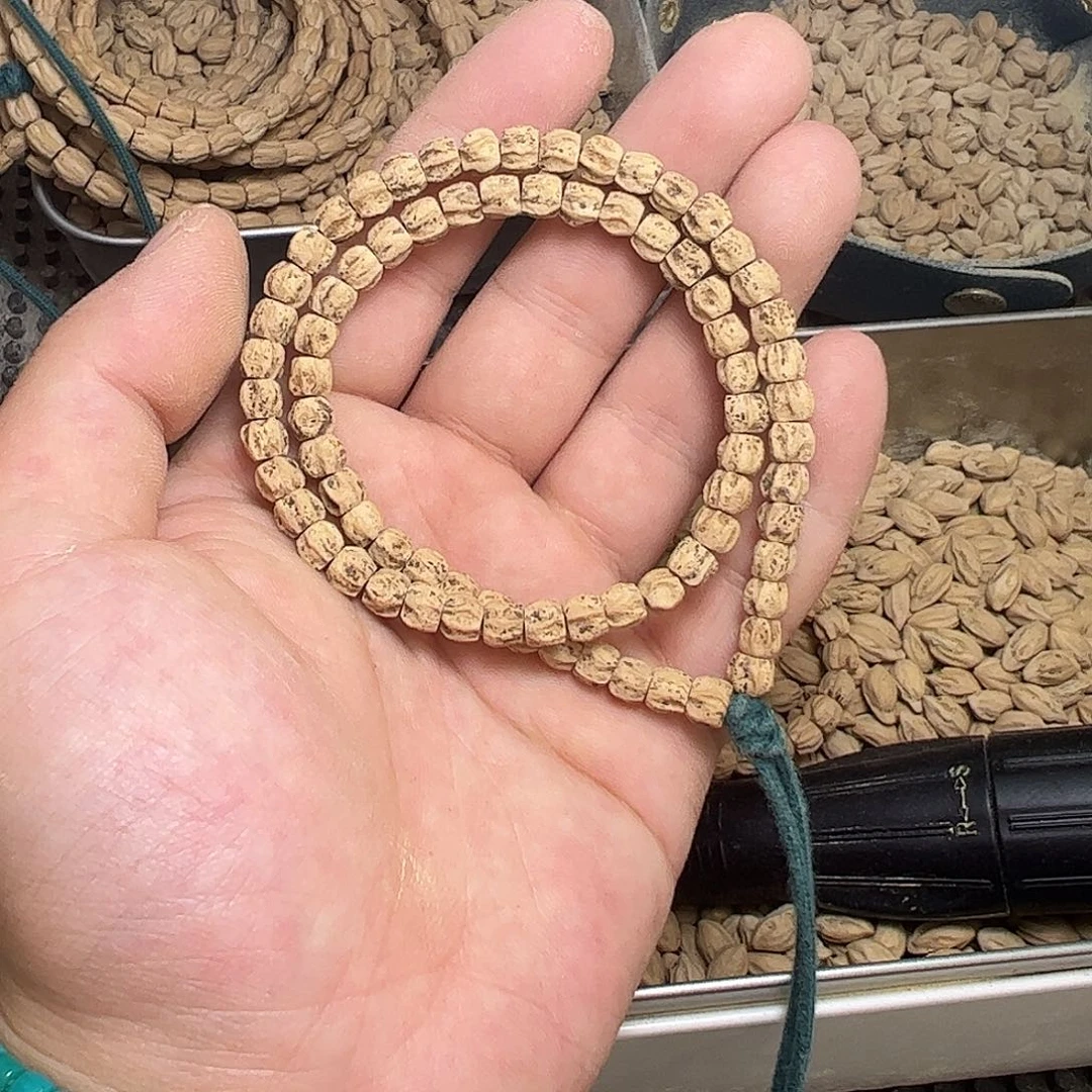 柏香籽/百香籽吊坠爱****霏