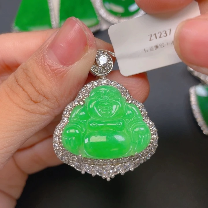 【闪购商品】颈饰银S925镶嵌翡翠翡翠