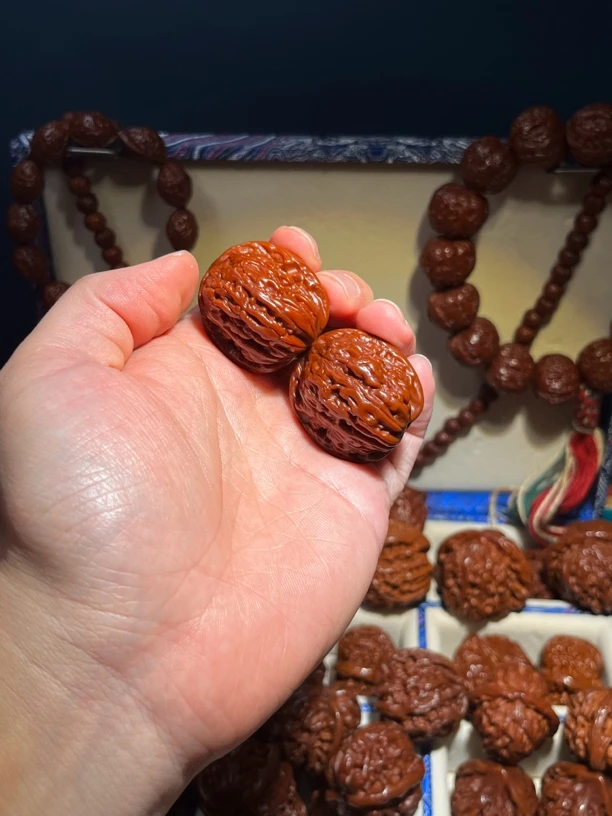 纯手盘盘十多年老四座楼狮子头