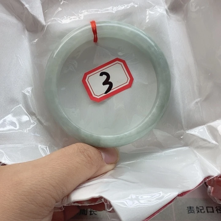 翡翠未镶嵌手镯翡翠