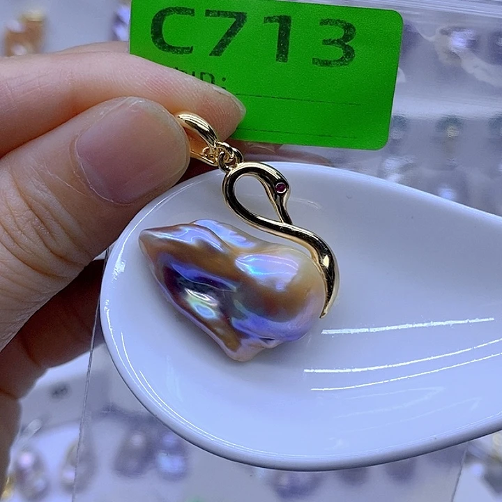 颈饰未镶嵌淡水珍珠