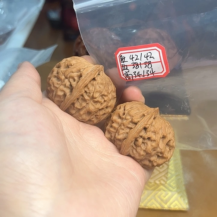 把件文玩核桃非嫁接元宝