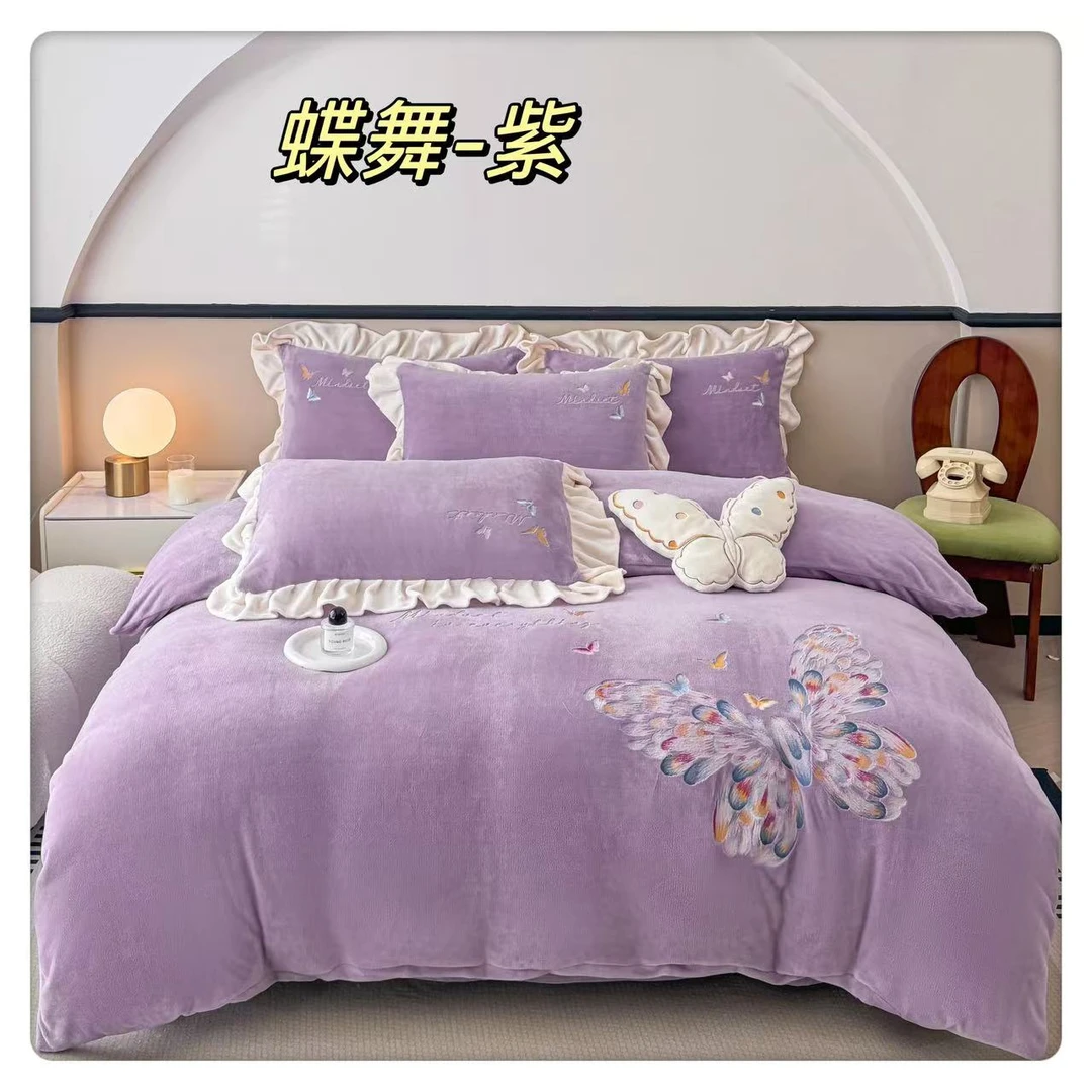 清，刺绣花边绒类四件套高端特种绣四件套。蝶舞-紫