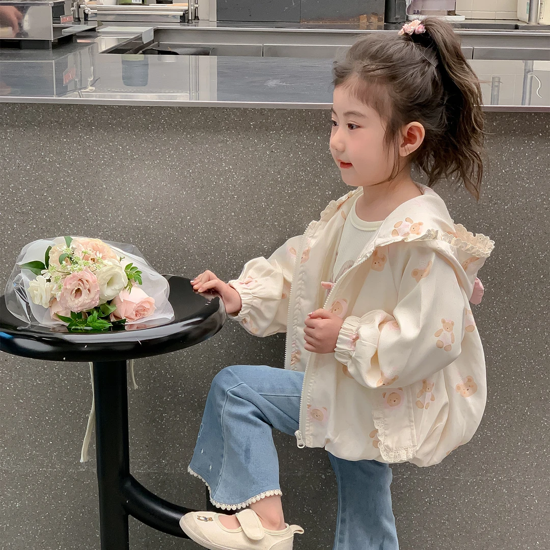 女童外套春秋款2025新款洋气女孩宝宝秋季连帽上衣儿童秋装冲锋衣