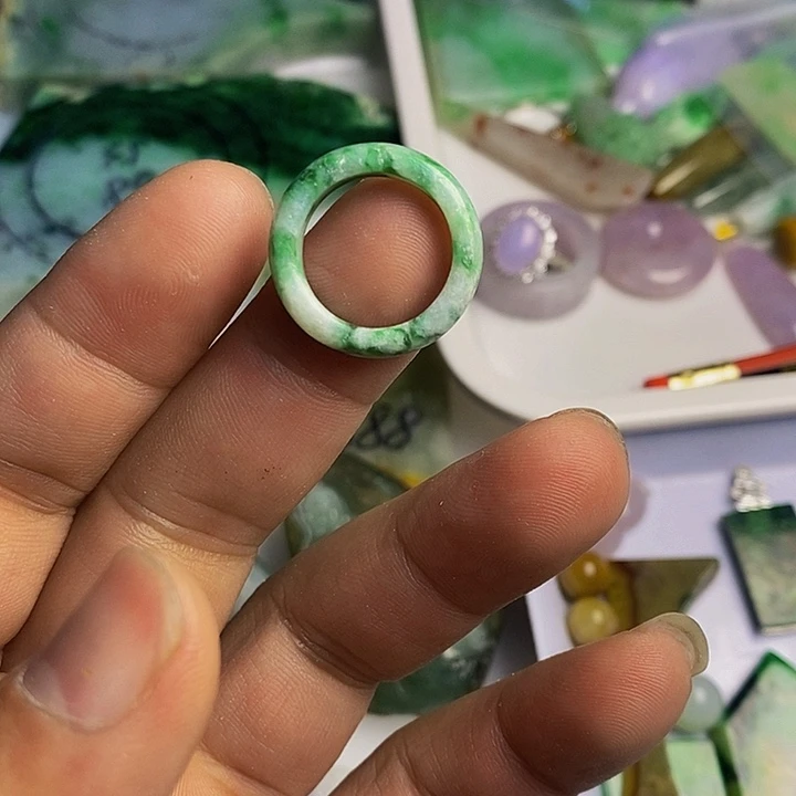 翡翠散珠天然翡翠A货挂件