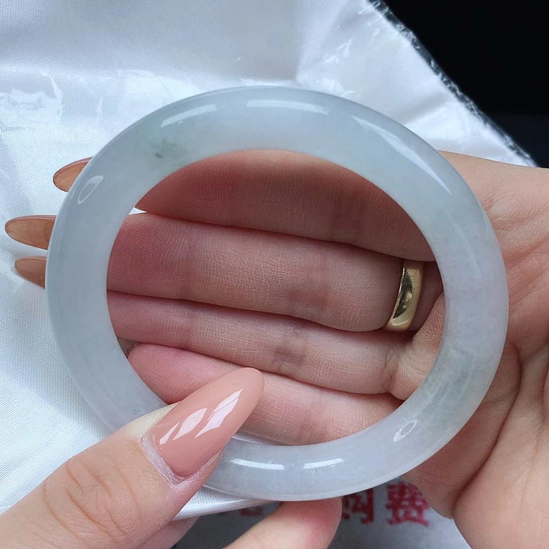 未镶嵌手镯翡翠764