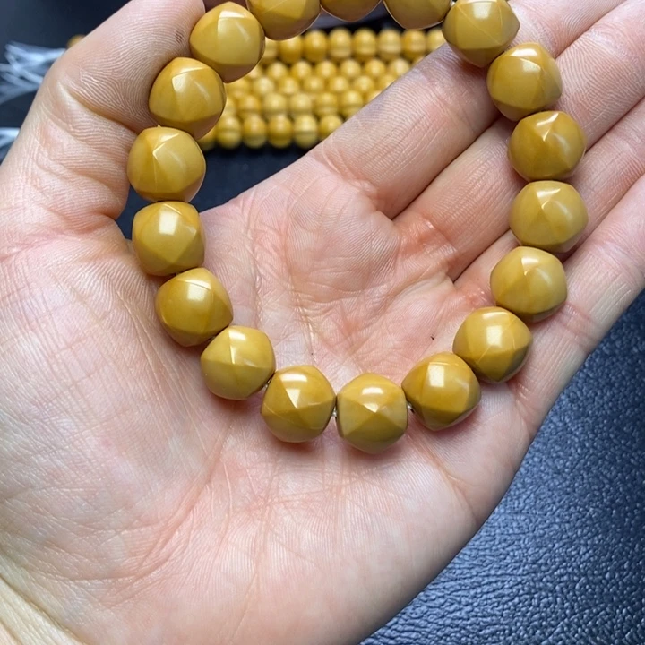 猴头核桃手串猴头