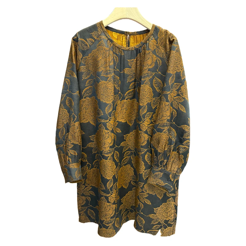 春夏薄款宽松大码中长款网红女装长袖提花连衣裙时尚圆领常规款