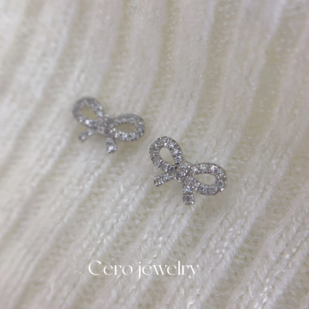 CERO【公主专属】18k金经典时尚百搭轻奢满钻蝴蝶结钻石耳钉AA0016