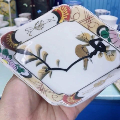 瓷片哈哈哈哈哈哈q