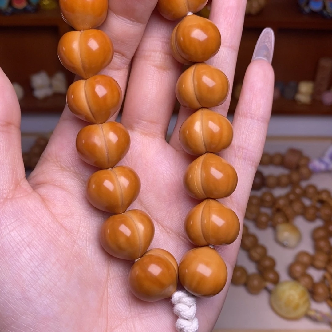 猴头核桃吊坠16➕超大尺寸高定玻璃底柯基屁桃手持