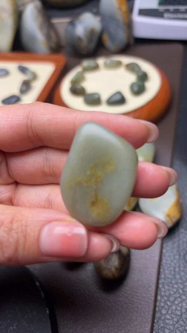 新疆和田玉吊坠18