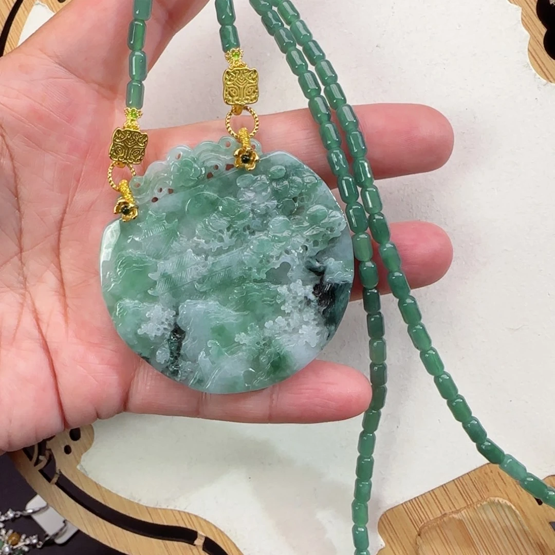 翡翠颈饰未镶嵌仿古