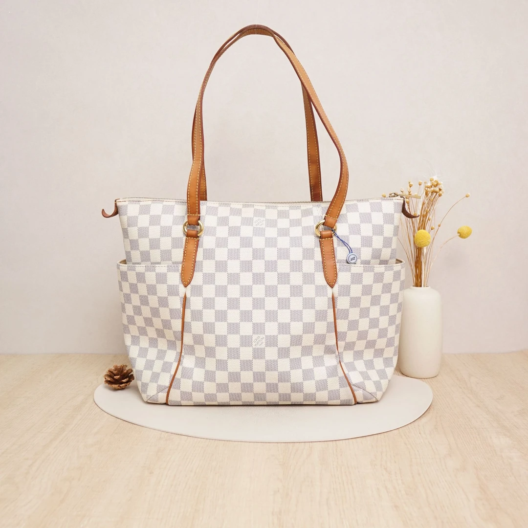 95新 LouisVuitton/路易威登 totally肩背包白棋盘格/DS032223